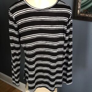 A&I black & marled white/black stripe knit top, Lg